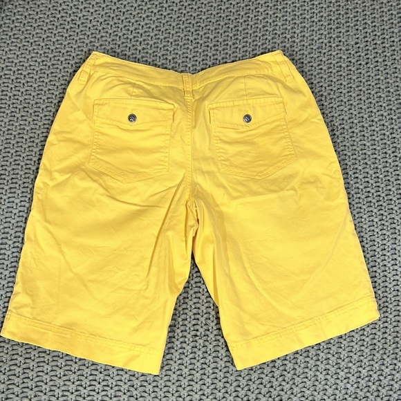 Chico’s Women’s Shorts Size S Yellow Color - Picture 3 of 13